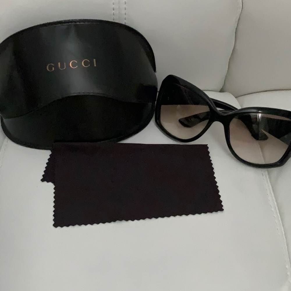 Gucci sunglasses